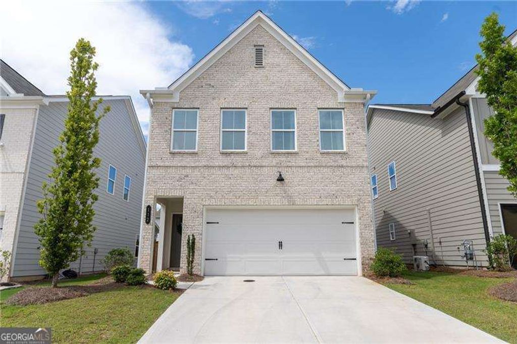 112 Winsome Way, Woodstock, GA 30188