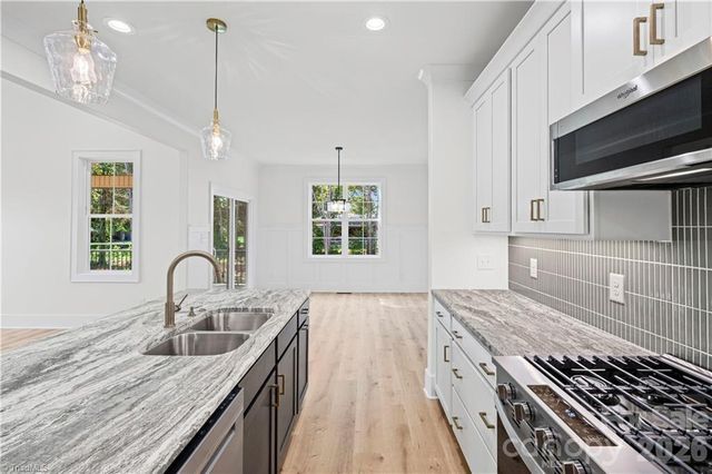 109 Frost Road, Advance, NC 27006