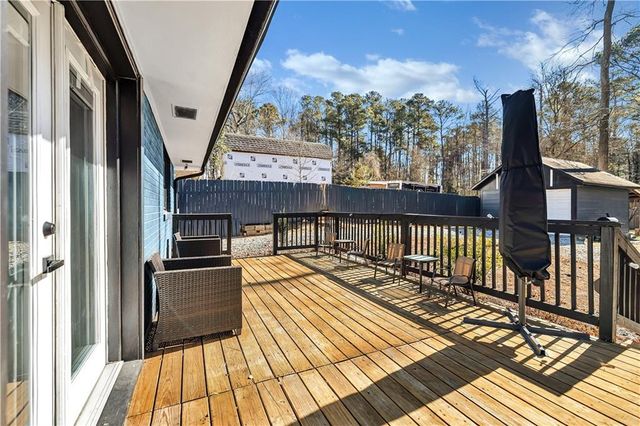 715 Woodvalley SW Road, Mableton, GA 30126