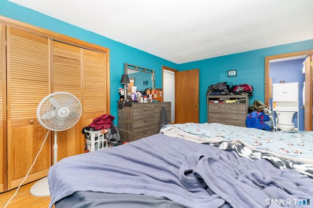 46 Lakeshore Drive, New Hartford, CT 06057