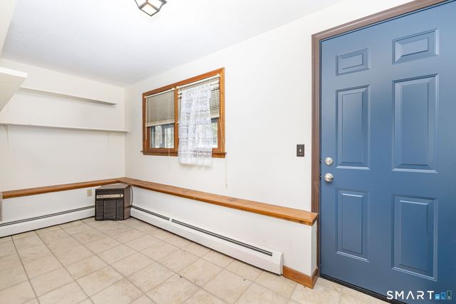 46 Lakeshore Drive, New Hartford, CT 06057