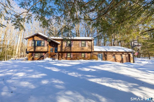 46 Lakeshore Drive, New Hartford, CT 06057