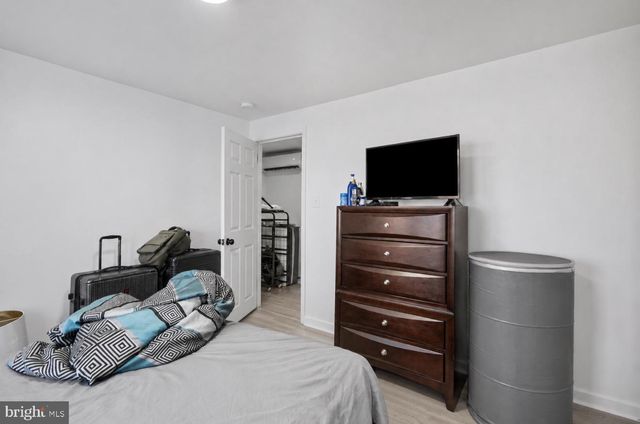 210 S 7TH ST, Darby, PA 19023