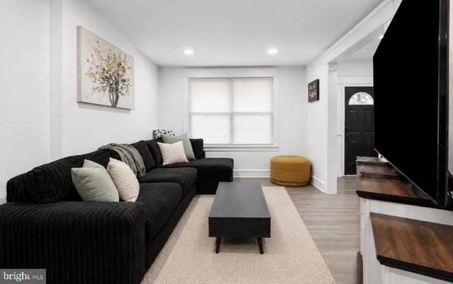 210 S 7TH ST, Darby, PA 19023
