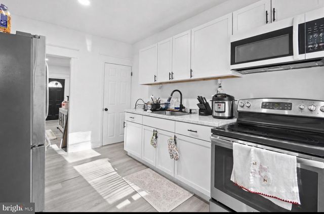 210 S 7TH ST, Darby, PA 19023