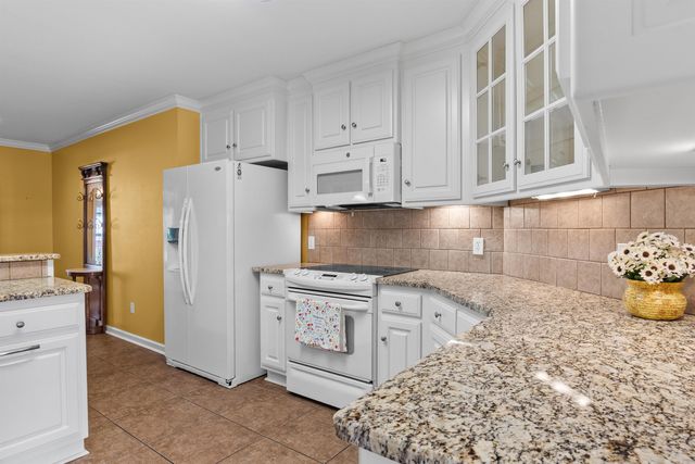 101 Cornerstone Lane, Searcy, AR 72143