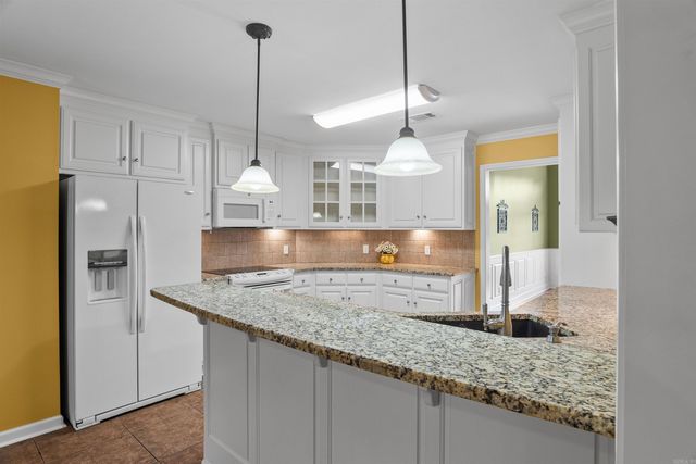 101 Cornerstone Lane, Searcy, AR 72143