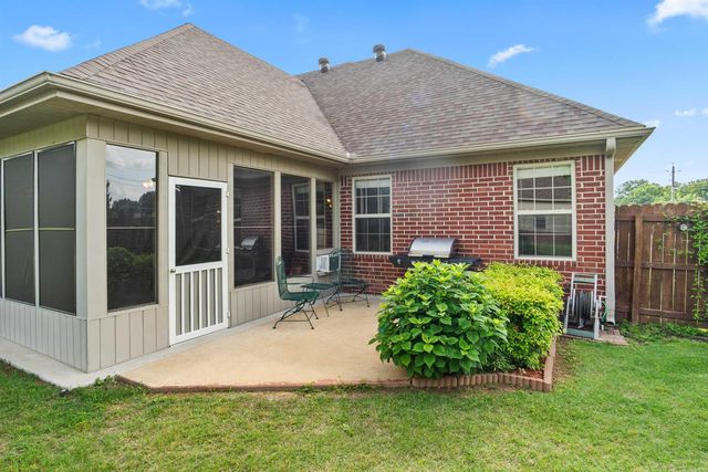 101 Cornerstone Lane, Searcy, AR 72143