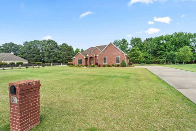 101 Cornerstone Lane, Searcy, AR 72143
