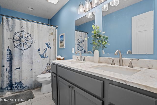 118 Barbara Circle, Ocean Springs, MS 39564