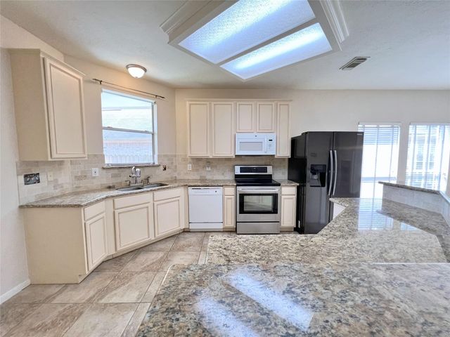 4723 Silverlake Drive, Sugar Land, TX 77479