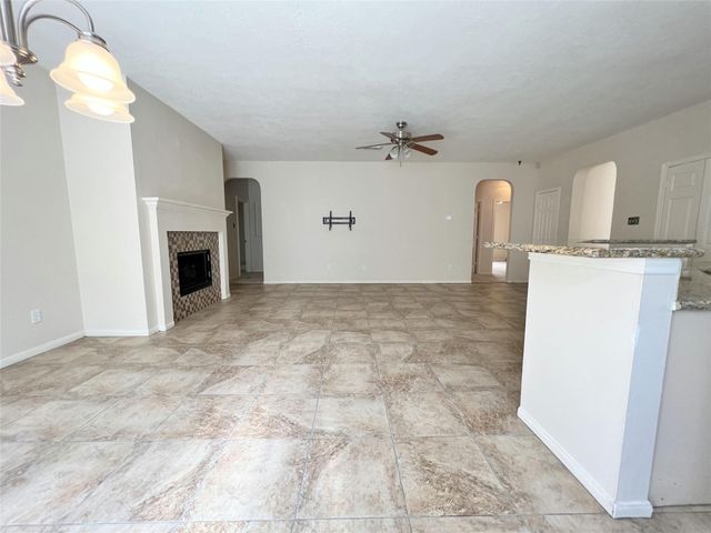 4723 Silverlake Drive, Sugar Land, TX 77479