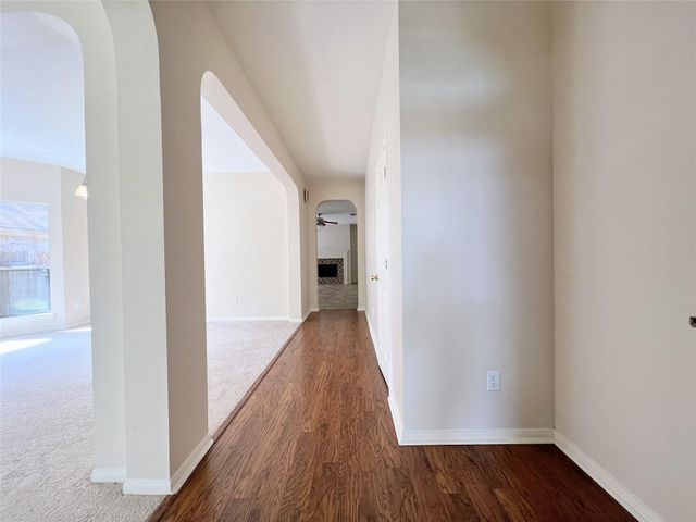 4723 Silverlake Drive, Sugar Land, TX 77479