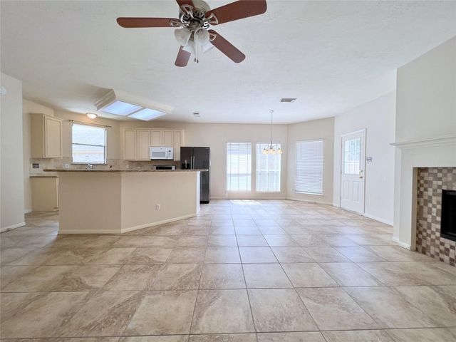 4723 Silverlake Drive, Sugar Land, TX 77479