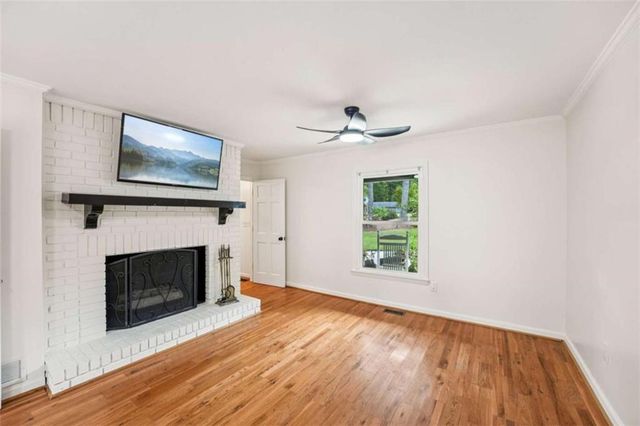 524 Golfview Dr, Peachtree City, GA 30269