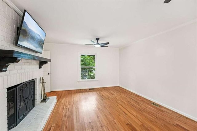 524 Golfview Dr, Peachtree City, GA 30269