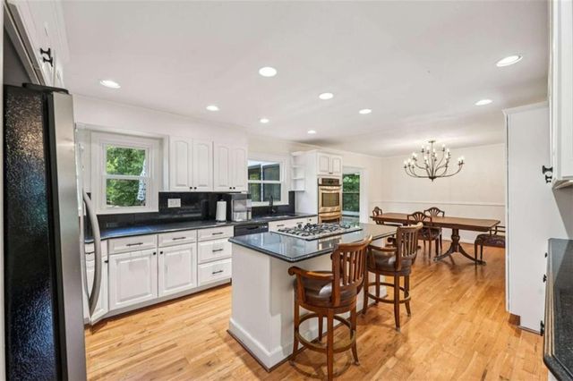 524 Golfview Dr, Peachtree City, GA 30269