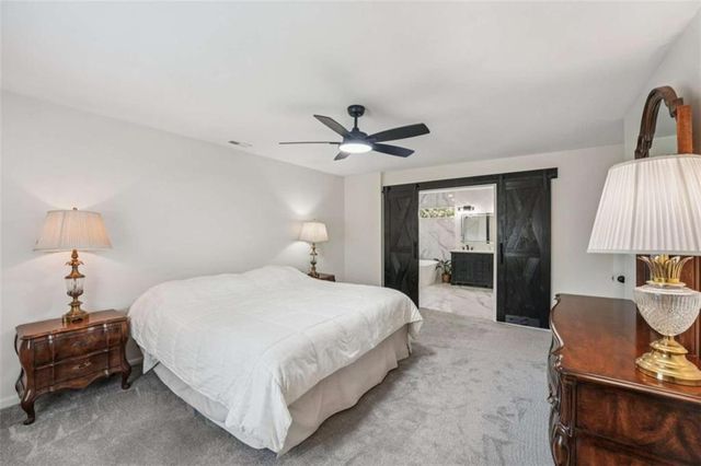 524 Golfview Dr, Peachtree City, GA 30269