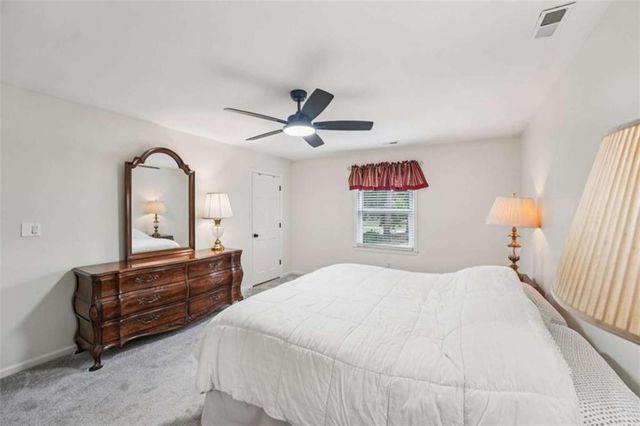 524 Golfview Dr, Peachtree City, GA 30269