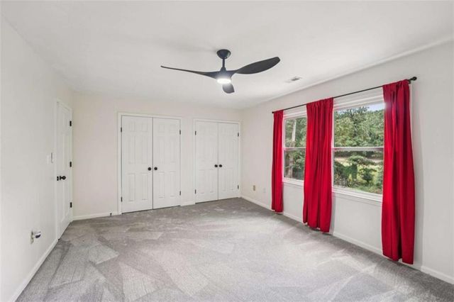 524 Golfview Dr, Peachtree City, GA 30269