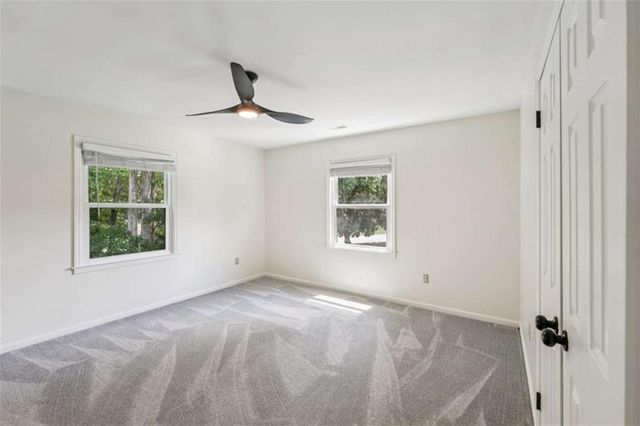524 Golfview Dr, Peachtree City, GA 30269