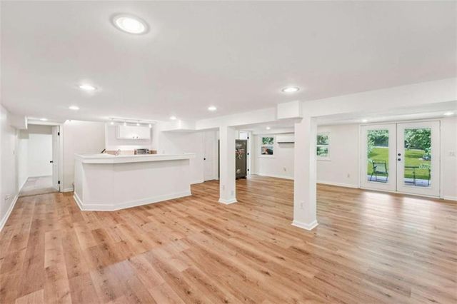 524 Golfview Dr, Peachtree City, GA 30269