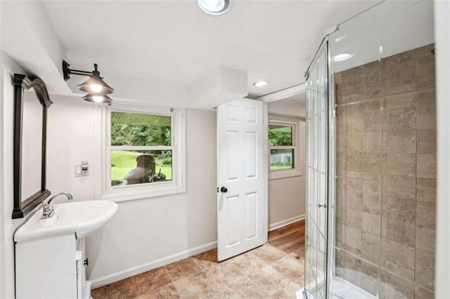 524 Golfview Dr, Peachtree City, GA 30269
