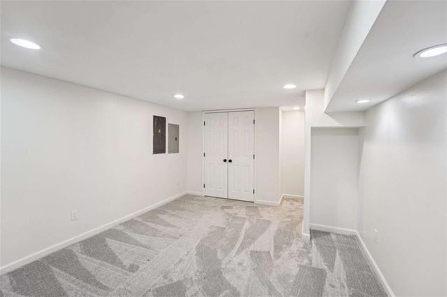 524 Golfview Dr, Peachtree City, GA 30269