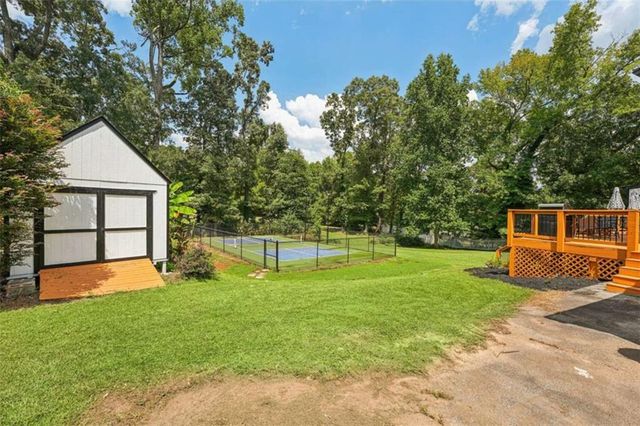 524 Golfview Dr, Peachtree City, GA 30269