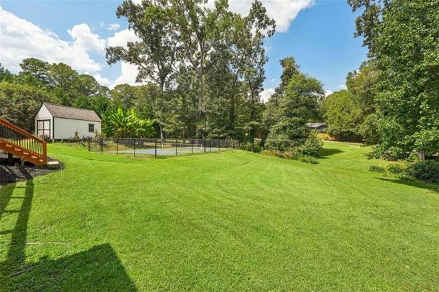 524 Golfview Dr, Peachtree City, GA 30269