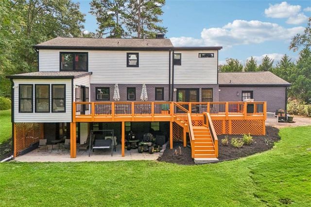 524 Golfview Dr, Peachtree City, GA 30269