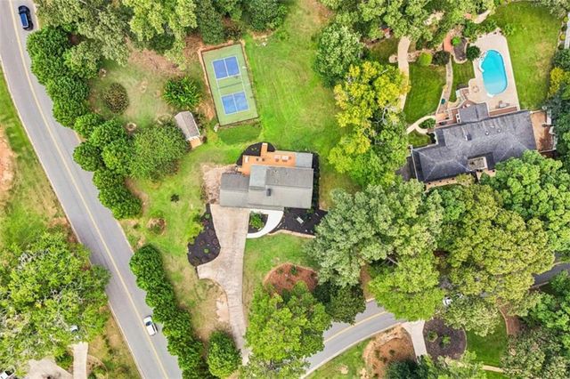 524 Golfview Dr, Peachtree City, GA 30269