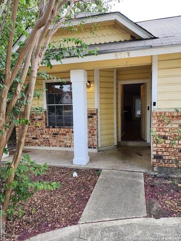 8919 shadow wood, Converse, TX 78109