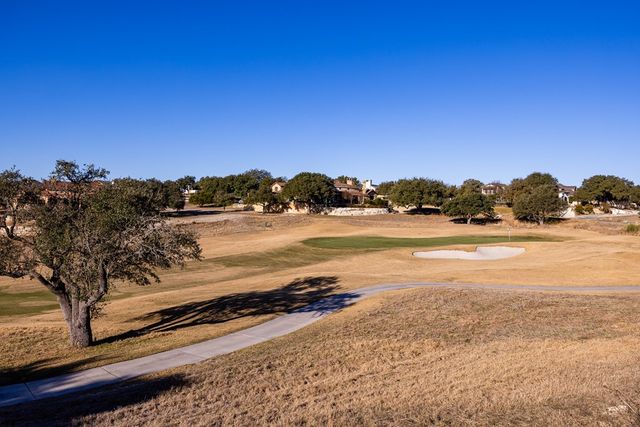 3801-12 Club House Rd, Kerrville, TX 78028