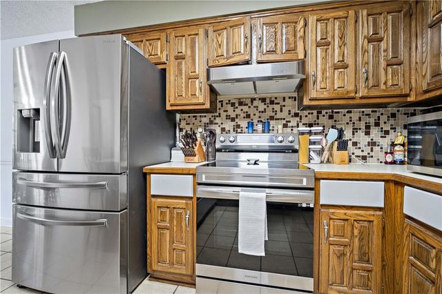 2729 Graham W Road, Mobile, AL 36618