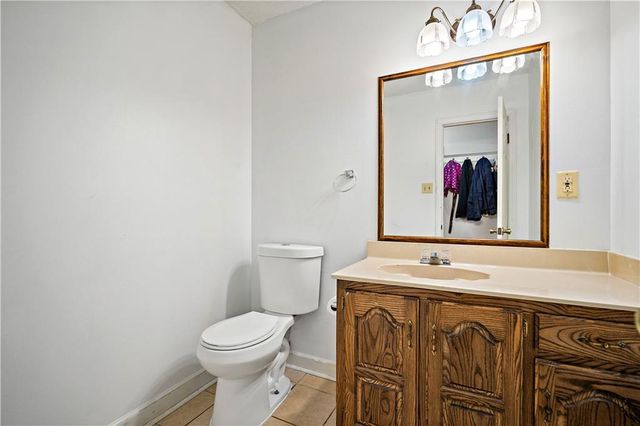 2729 Graham W Road, Mobile, AL 36618