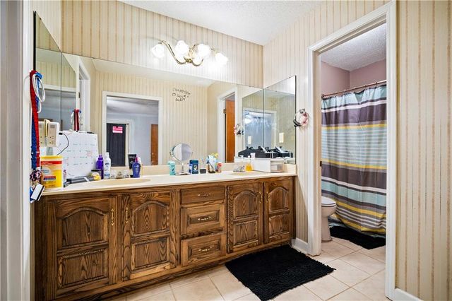 2729 Graham W Road, Mobile, AL 36618