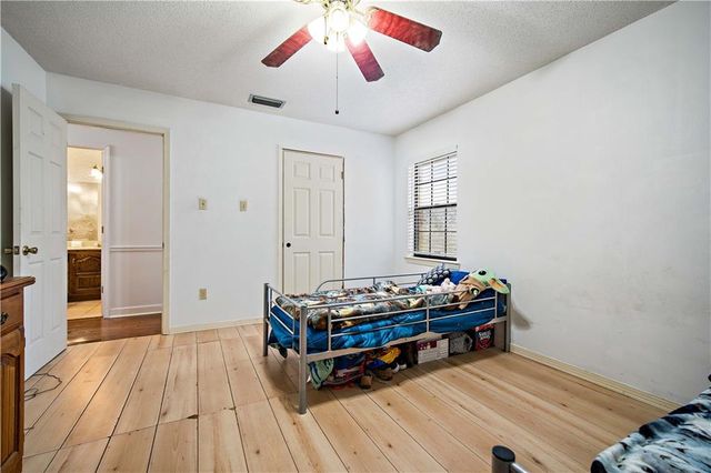 2729 Graham W Road, Mobile, AL 36618