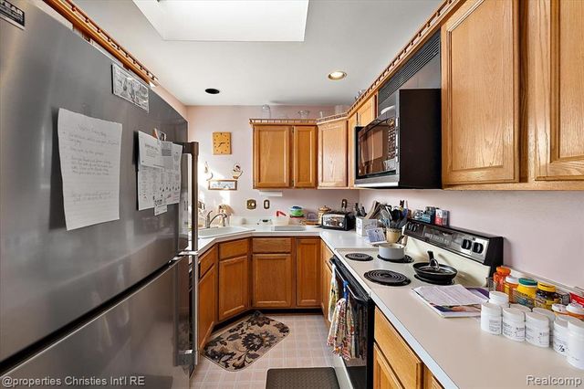 9005 Marlowe Avenue, Plymouth, MI 48170