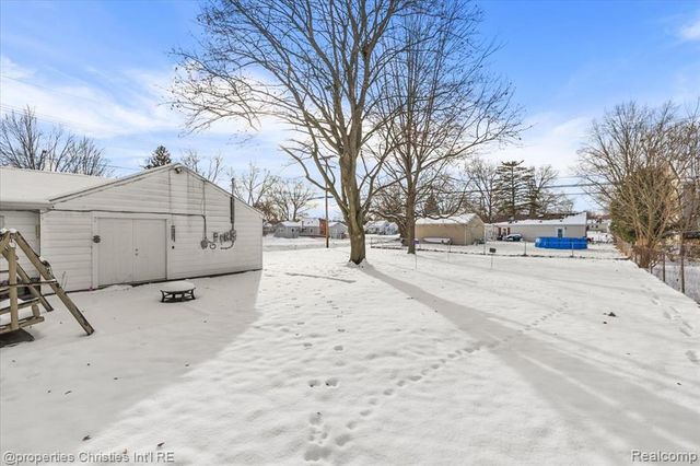 9005 Marlowe Avenue, Plymouth, MI 48170