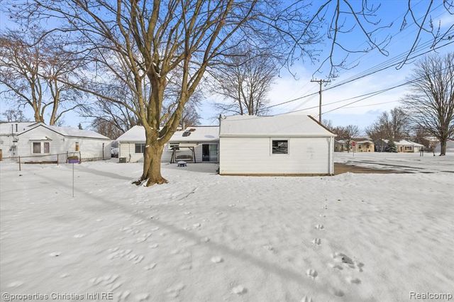9005 Marlowe Avenue, Plymouth, MI 48170