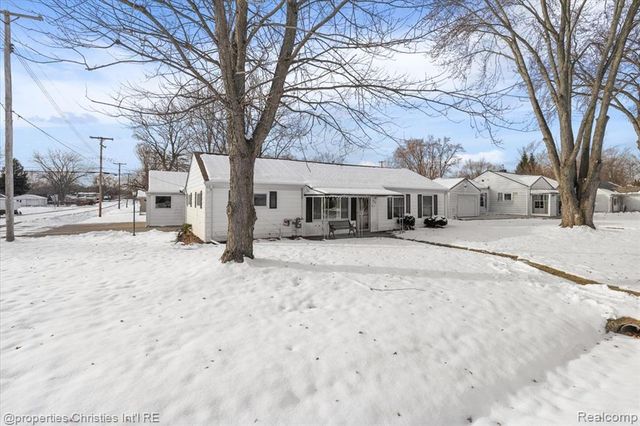 9005 Marlowe Avenue, Plymouth, MI 48170