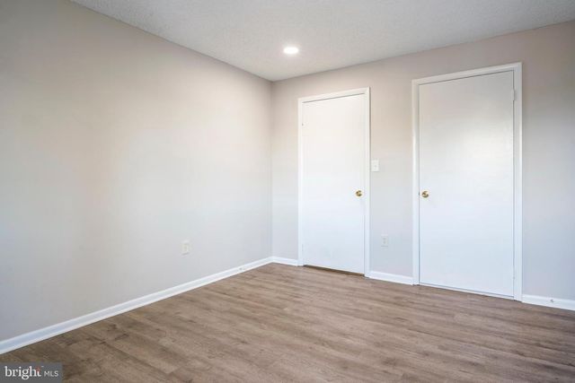 607 RAVENS CREST DR, Plainsboro, NJ 08536