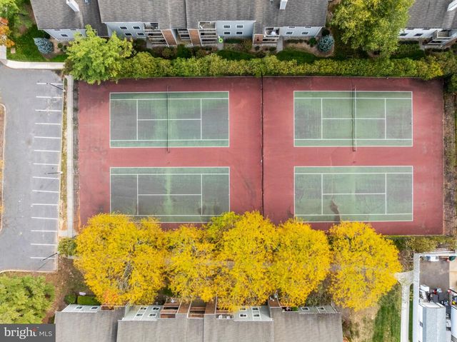 607 RAVENS CREST DR, Plainsboro, NJ 08536