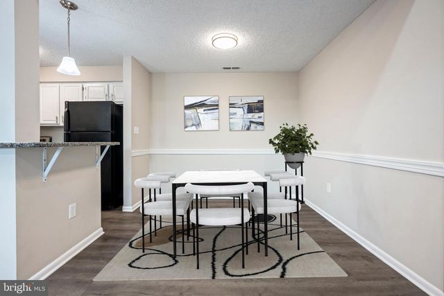 607 RAVENS CREST DR, Plainsboro, NJ 08536