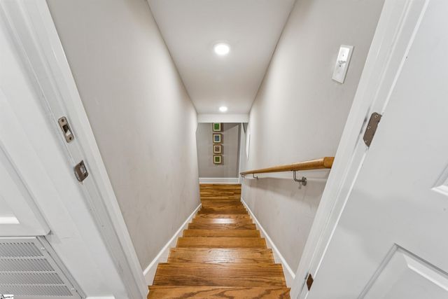 189 Chandler Crest Court, Greer, SC 29651