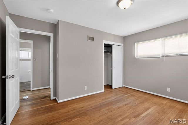 10120 Jett Drive, St Louis, MO 63136