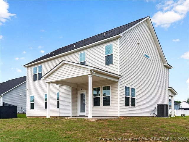210 Leach Creek Drive, Raeford, NC 28376