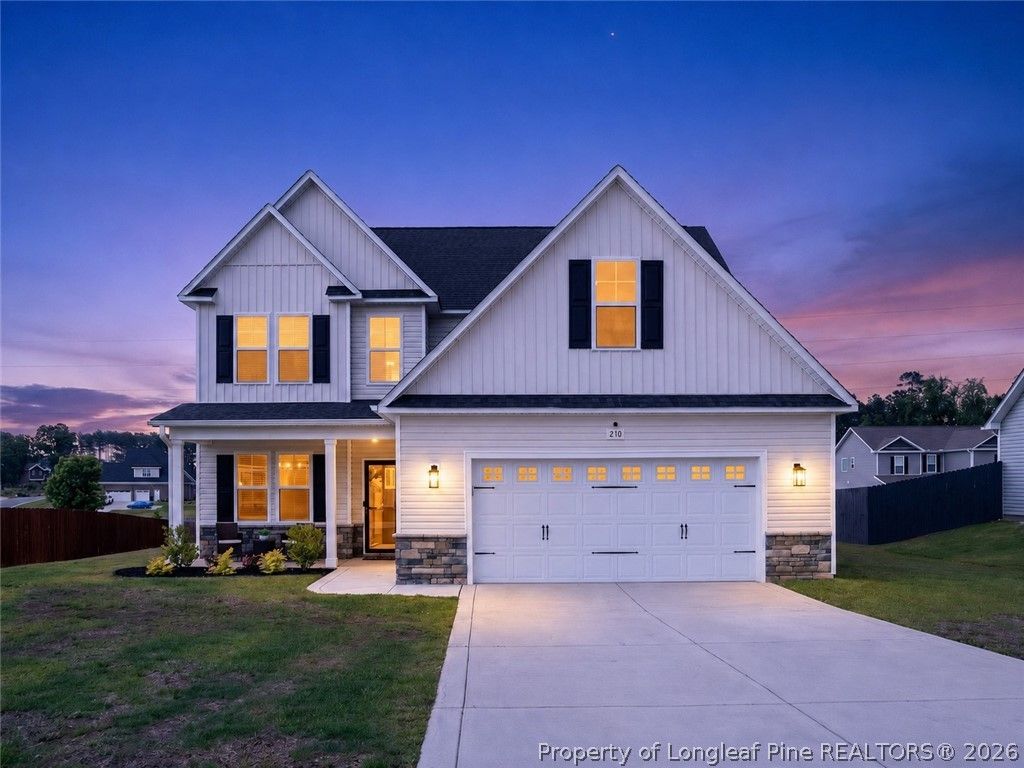 210 Leach Creek Drive, Raeford, NC 28376 — photo 2