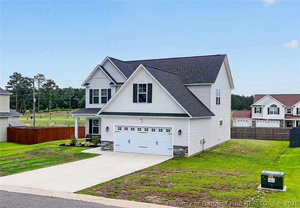210 Leach Creek Drive, Raeford, NC 28376 — photo 3